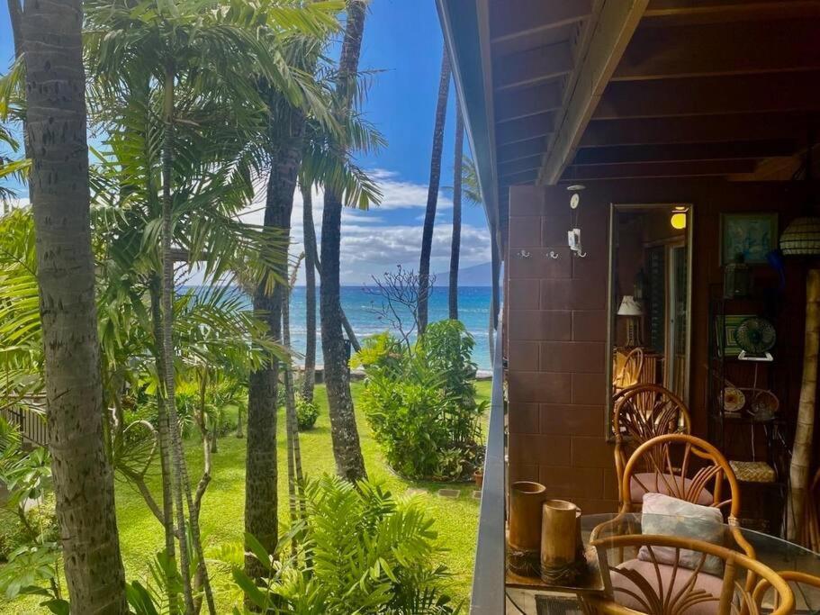 Oceanfront With Aircon-Hear The Waves-Amazing Views-Wifi Apartment Lahaina Exterior photo